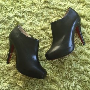 Louboutin Black Bootie Heels 38